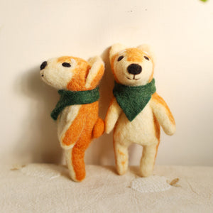 Sheep Mountain: Wool Felt Keychain Shiba Inu Dog Finger Puppet