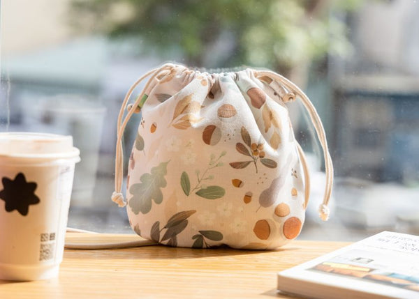 SOFT LIVING: Floral Stroll Mini Round Bag