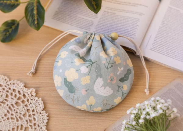 SOFT LIVING: Big Round Drawstring Pocket