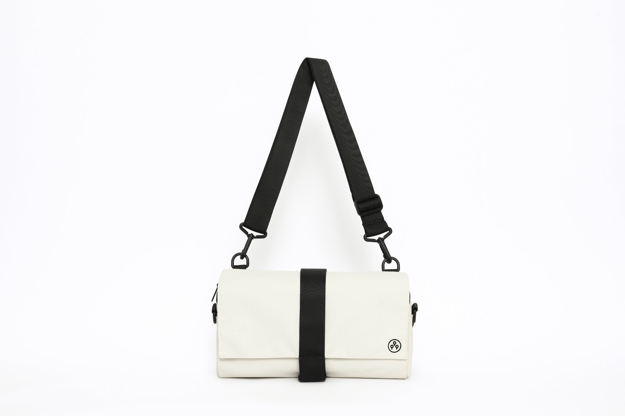 KIWEE: Fasten & Go Triangle Sling Bag