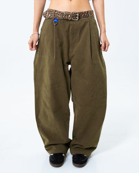 HdPc: Less Fancy Pleated Pants (Dark Olive)