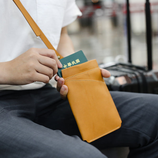 Iclea Bag: Passport Case