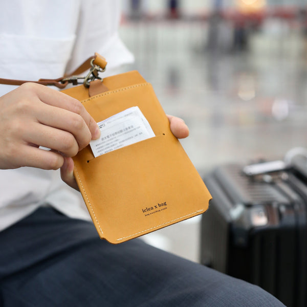 Iclea Bag: Passport Case