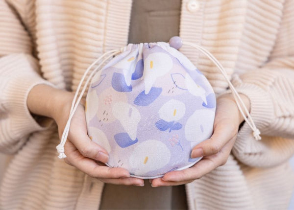 SOFT LIVING: Big Round Drawstring Pocket