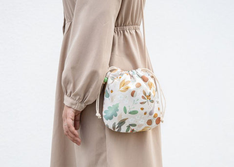 SOFT LIVING: Floral Stroll Mini Round Bag