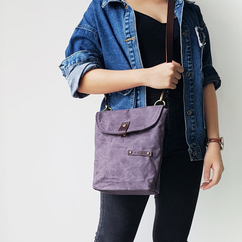 KINIES HANDMADE: Flip Flap Cover Sling Bag (Large)